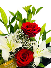 valentines flowers moreton bay, valentines flowers brendale delivery, red and white flowers brisbane, red and white flowers albany creek, red and white flowers lawnton