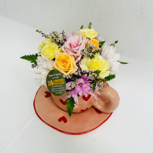 Abbi - Funky cup with florals