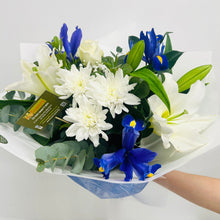 Blue and white flowers, baby boy flowers delivered brisbane, blue and white bouquet delivered northside brisbane, strathpine delivery  blue and white flowers, brendale delivery blue and white flowers, , albany creek blue and white flower, sympathy blue and white flowers