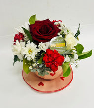 Abbi - Funky cup with florals