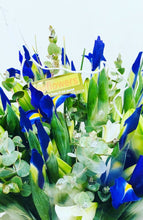 Blue Iris deliereed brisbane, purple iris delivered brisbane, farm fresh locally grown iris, brendale iris flwoers delivered