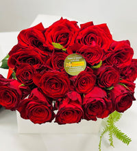 ROSES in a presentation box with lid 3 - 40 stems(colour options) from