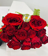 ARMOUR12 - 12 long stem roses (extras and colour options)