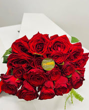 ARMOUR36 - 36 long stem roses (other colour options)