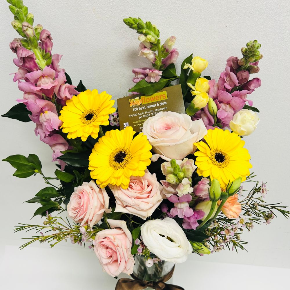 SNUGGLES Pet friendly bouquet or Box from