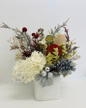 SNOW FLAKE - DRIED CHRISTMAS TABLE CENTRE