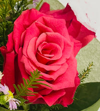 hot pink roses, single stem roses, valentines 3 roses, brendale flower delivery, berisbane rose delivery, roses online brisbane, northside flower delivery, northside market flowers