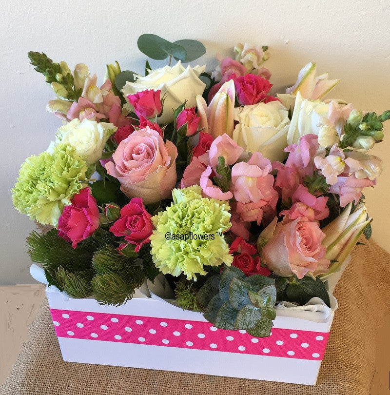 box of fresh flowers delivered Tugun, Burleigh flower delivery