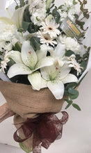 all white bouquet brendale, white bouquet brendale, white bouquet brendale, strathpn all white bouquet, lilly mixed bouquet, lilly bouquet, condolence white bouquet, purity bouquet, funeral flowers brendale, funeral bunch brendale