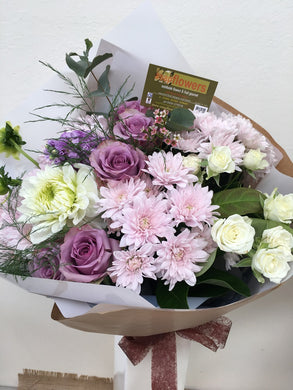 mothers day flowers brendale, mauve flowers delivered, mothers day flowers delivered strathpine, strathpine flower delivery, brisbane mothers day flowers